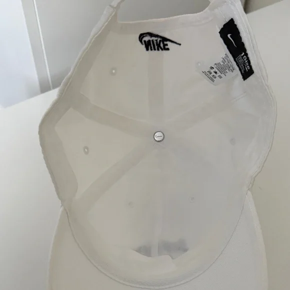 Nike unisex White Cap with Black Just Do It Embroidery OS - Picture 5 of 5
